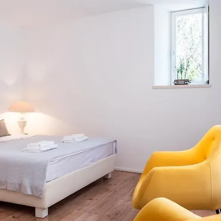 Luxury With Large Rooftop Terrace And Pool فيلة هفار